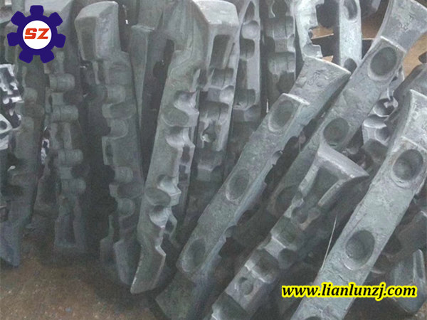 SGZ1200刮板機刮板、鏈輪組件等配件"出廠亮相"