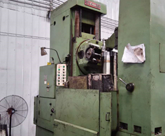 精加工（熱處理、車床、銑床加工）——兩端銑花鍵齒等