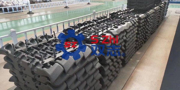 刮板輸送機(jī)的刮板一般磨損多少毫米要更換？_河南雙志